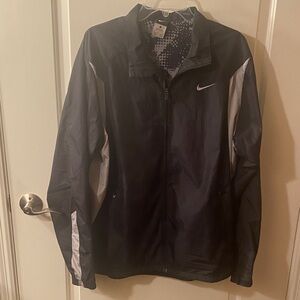 Nike Men's Black and Gray Windbreaker